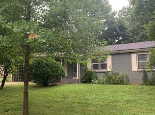 3112 S Parkview Ave, Springfield, MO 65804