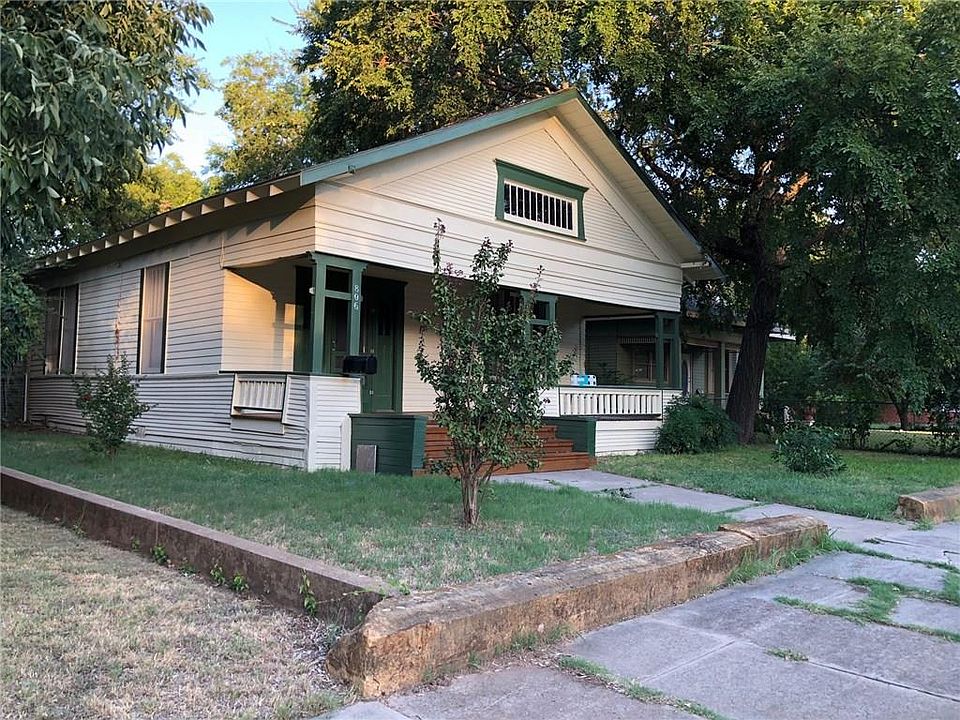 1st image of 806 N Dixon St