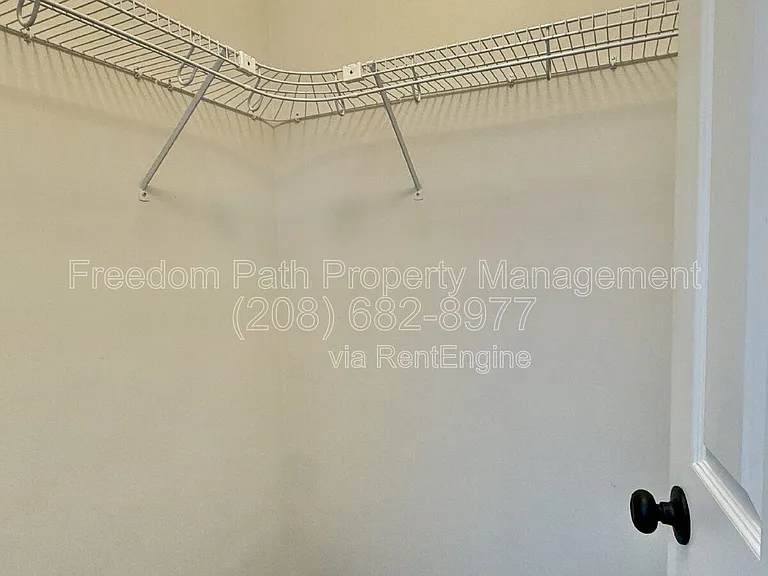 1382 W Tanager Ave — Photo 15
