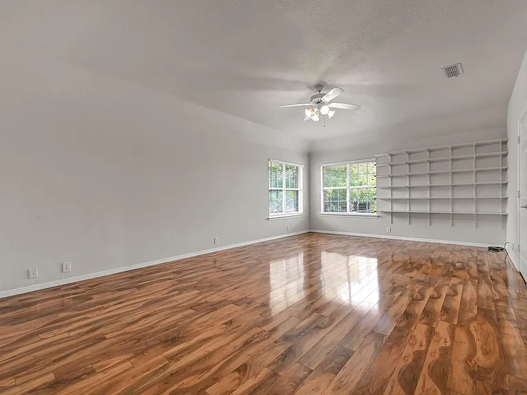 306 Canyon Lake Dr — Photo 26