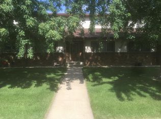 304 14th St NE, Mandan, ND 58554