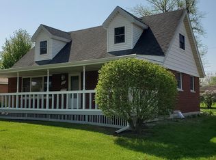 1025 Maple Ct, Lockport, IL 60441