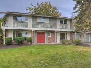 10715 NE 195th St, Bothell, WA 98011