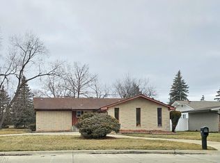 23015 Brandywynne St, Southfield, MI