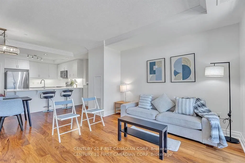 2 bed, $2,880 — Photo 4