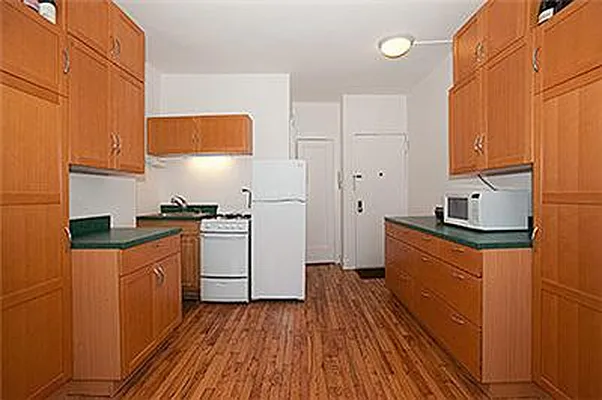 Sold by Fenwick Keats Real Estate | media 17