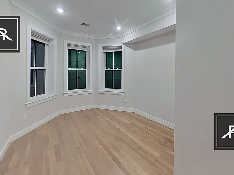 49 Englewood Ave #5 — Photo 3