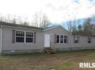 2281 Legion Rd, Carrier Mills, IL 62917