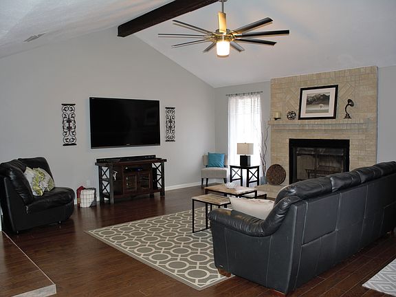 3rd image of 4914 High Meadow Dr