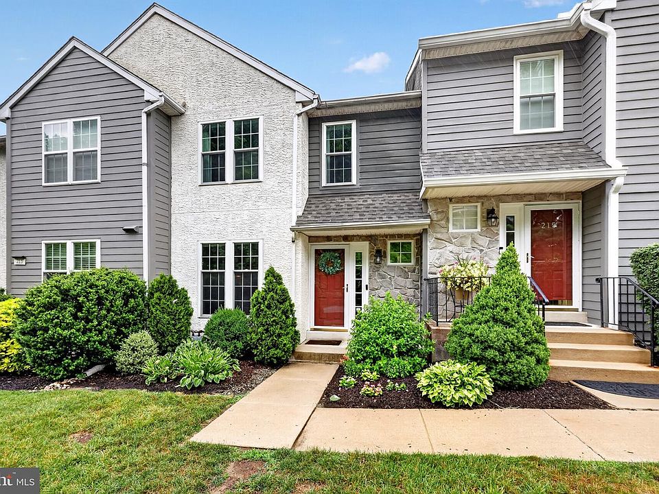1st image of 214 Moria Pl