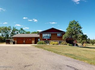 11123 40t St SW, Dickinson, ND 58601