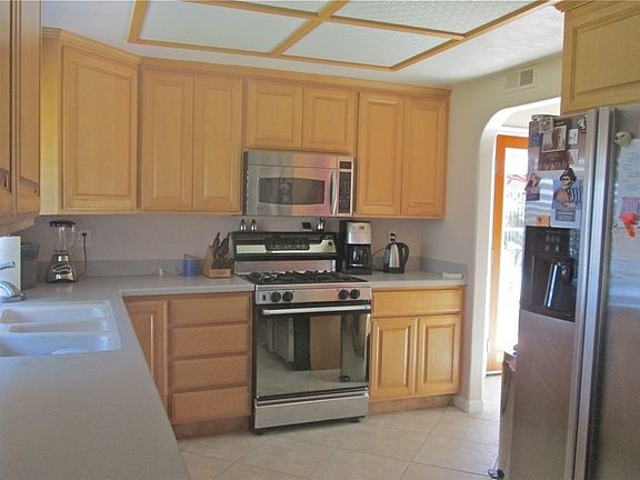 5th image of 1328 Knoll Dr