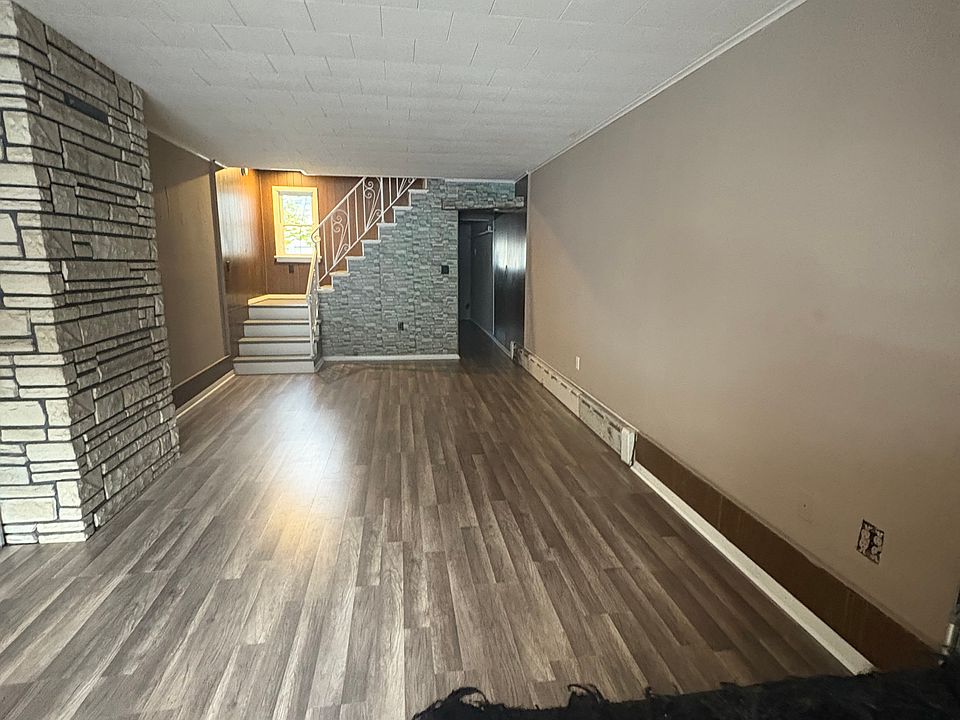 1st image of 1035 E Pine St