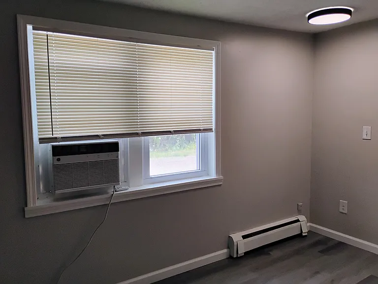 8911 Dixie Hwy #1 — Photo 2