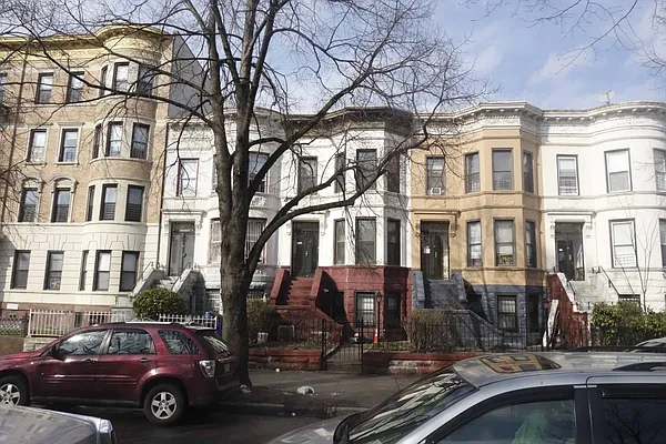 565 Eastern Parkway 