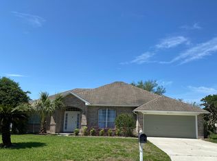 2106 Forest Gate Dr E, Jacksonville, FL 32246
