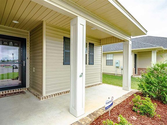 4th image of 718 Mozingo Ln
