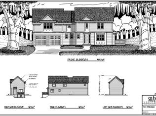 66 Highland St, Mashpee, MA 02649