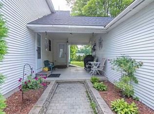 69 S Mast St #A, Goffstown, NH 03045