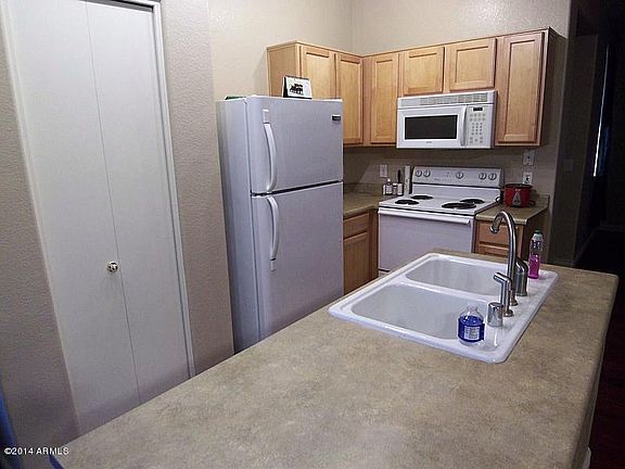 4th image of 1407 E ROMLEY Avenue