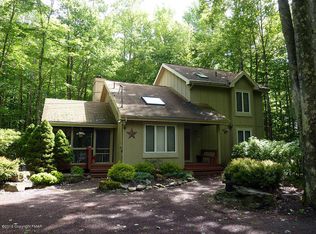 149 Crocketts Crst, Pocono Pines, PA
