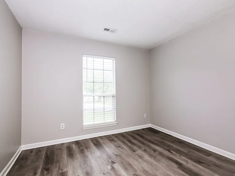 9922 Patrick Springs Ct — Photo 12
