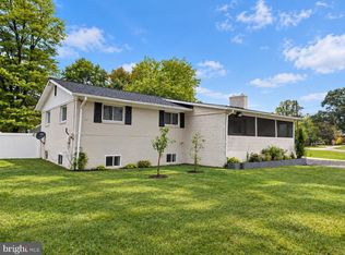 7411 Colchester Dr, Clinton, MD 20735
