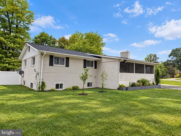 7411 Colchester Dr, Clinton, MD 20735