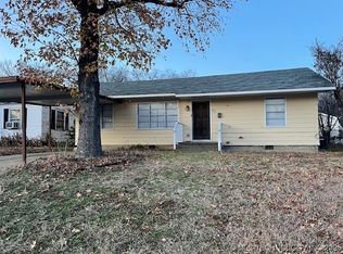 707 Maxwell St NW, Ardmore, OK 73401