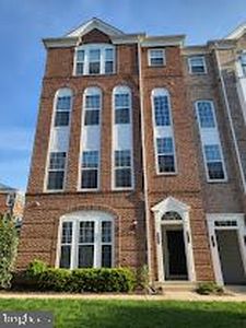 42790 Lauder Ter, Ashburn, VA, 20147