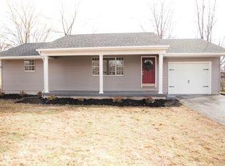 5313 Clearview Dr, Blanchester, OH 45107