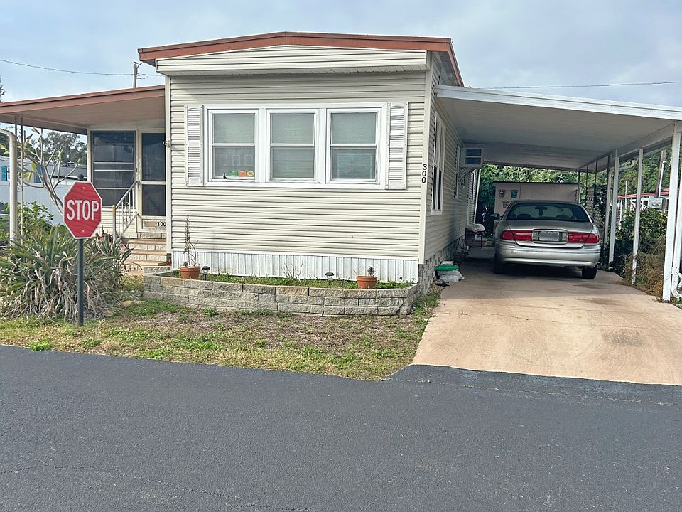 2nd image of 7403 46th Ave N #300