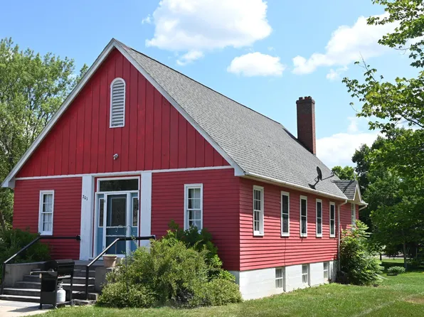 201 Johnson St, Little Falls, MN 56384