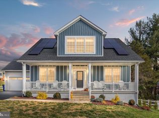 215 Kendrick Ln, Front Royal, VA 22630