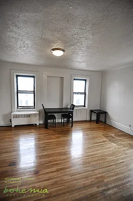 Rented by Bohemia Realty Group | media 8