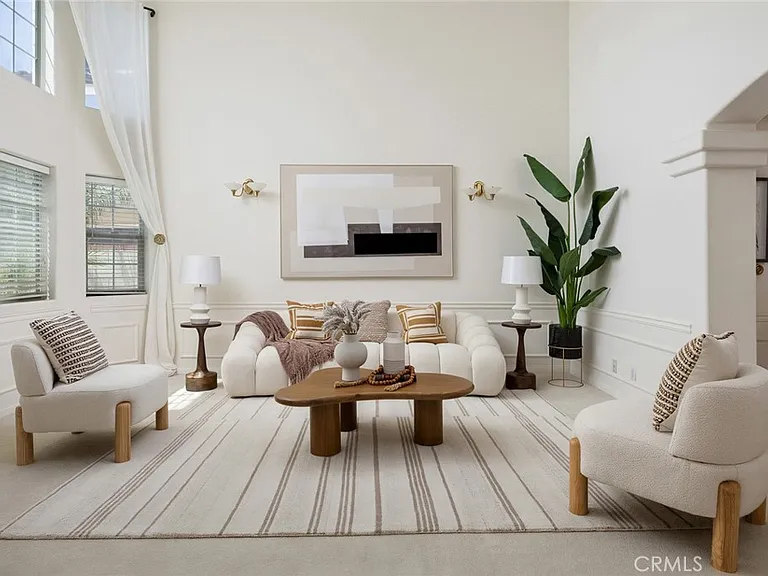 5558 N Charlotte Ave — Photo 5