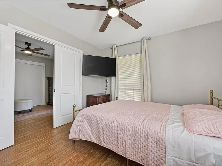 9310 Cliffwood Dr — Photo 40
