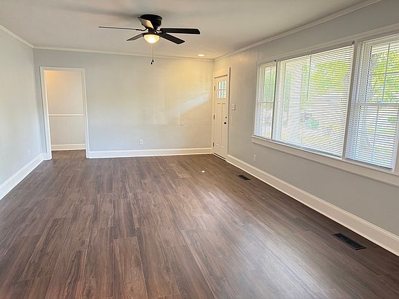 4th image of 1132 Hipp Rd