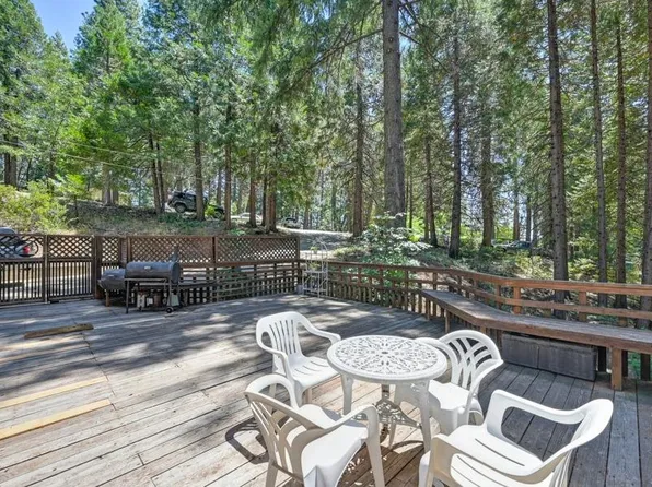 1250 Garnet Ct, Pollock Pines, CA 95726