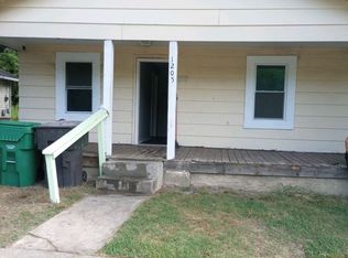 1205 Pearson Pl, High Point, NC 27260