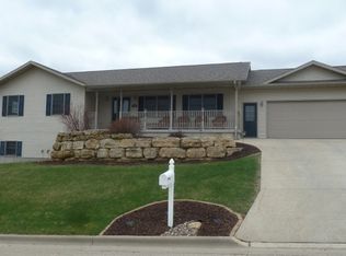 329 Filardo Ct, Mineral Point, WI 53565