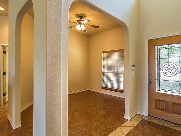 4th image of 842 Pinnacle Pkwy