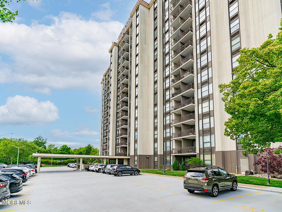 1st image of 1 Scenic Drive #303