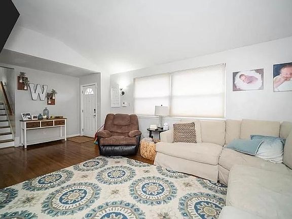 4th image of 1648 Tallwood St