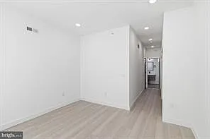 1005 W Orleans St — Photo 13