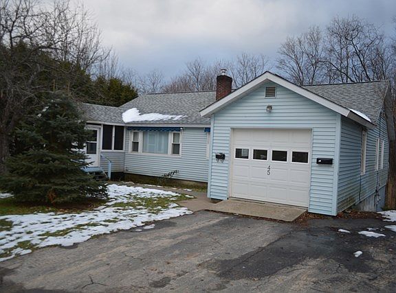 2nd image of 45 Essex St