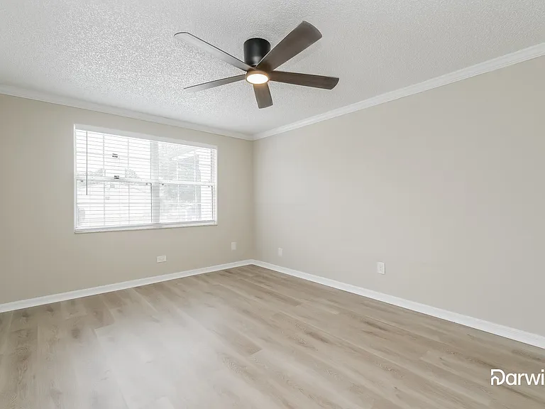 12401 Kiwi Ave — Photo 8