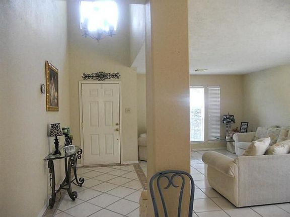 3rd image of 6415 Bayou Crest Dr