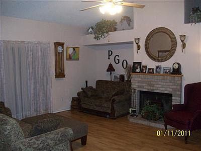2nd image of 7310 Sandrinilla St