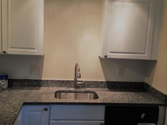 3rd image of 115 Emerson Ave